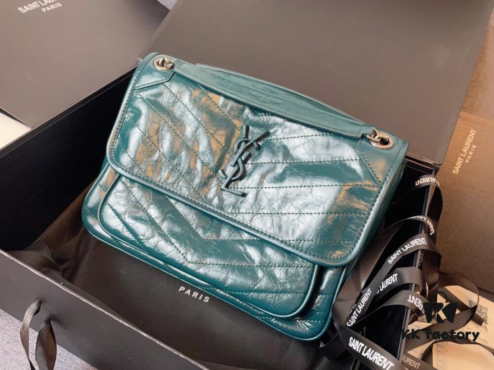 6930c8616e68136f4d9afe37 Genuine Leather Medium 28cm MONOGRAMME SAINT LAURENT Front Flap Bag