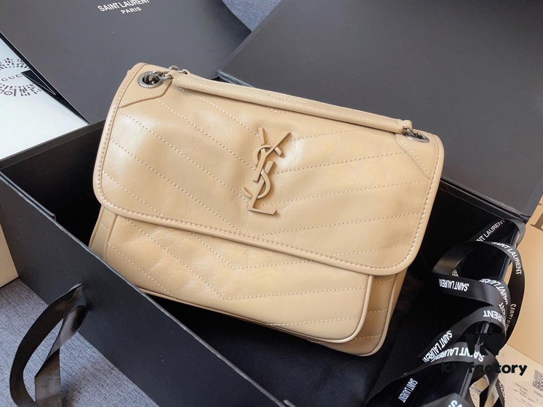 6930c8696e68136f4d9afe49 Top Grain Medium 28cm MONOGRAMME SAINT LAURENT Flap Shoulder Bag