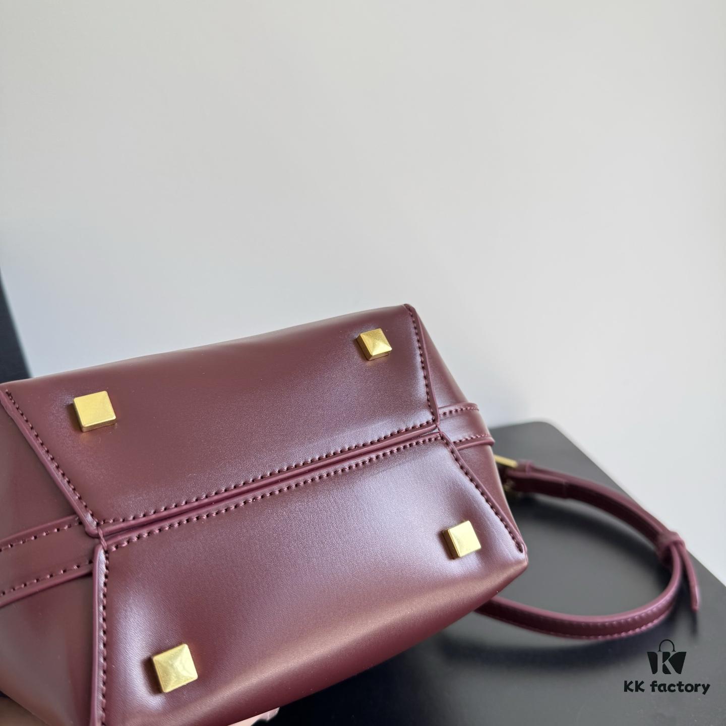 Yves Saint Laurent Plain Weave Crossbody Bucket Bag