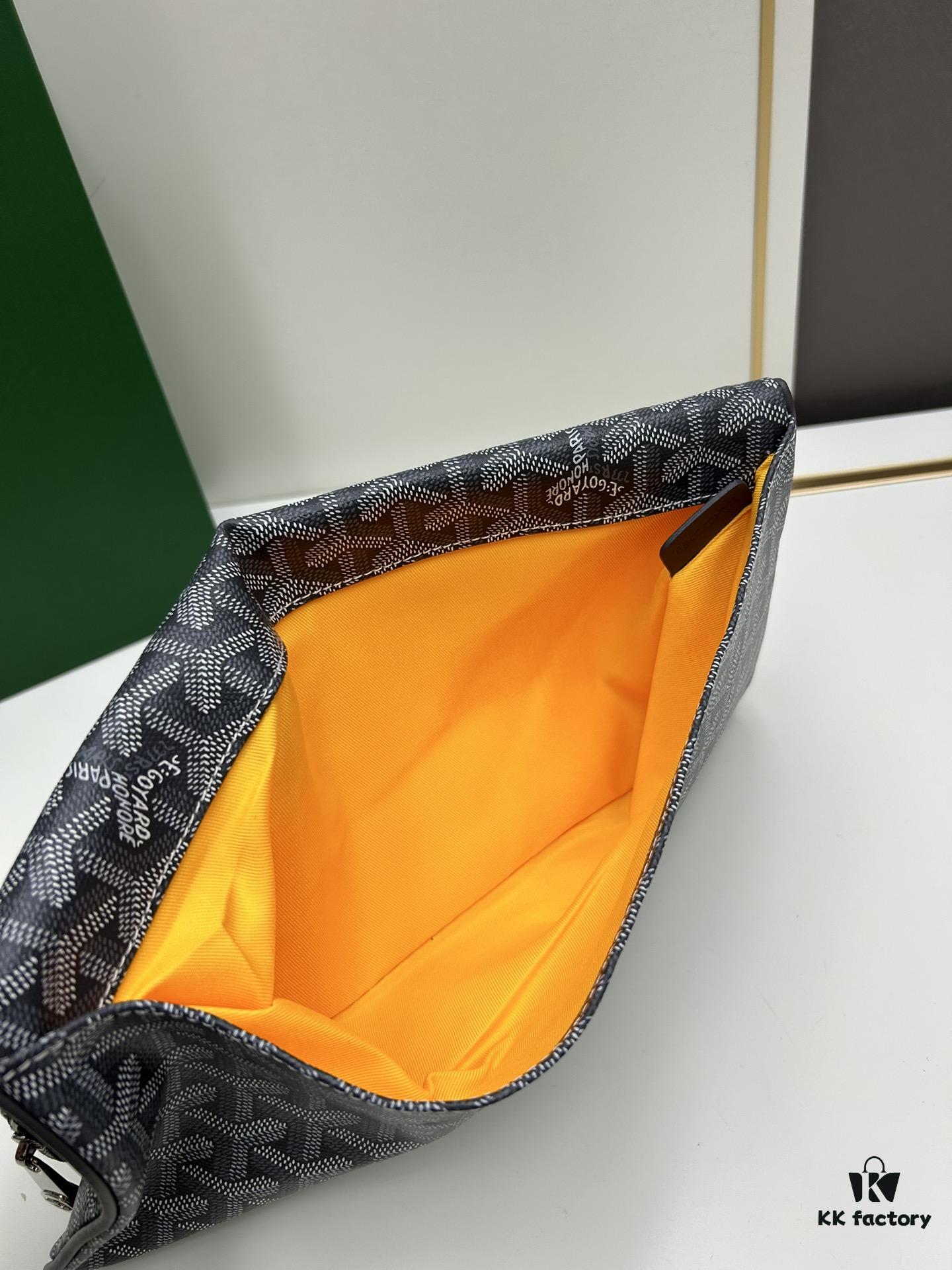 6930c8e16e68136f4d9afef9 SAINTE-MARIE Clutch Bag with Reversible Flap Design, GOYARDine Canvas and Chevron Calfskin