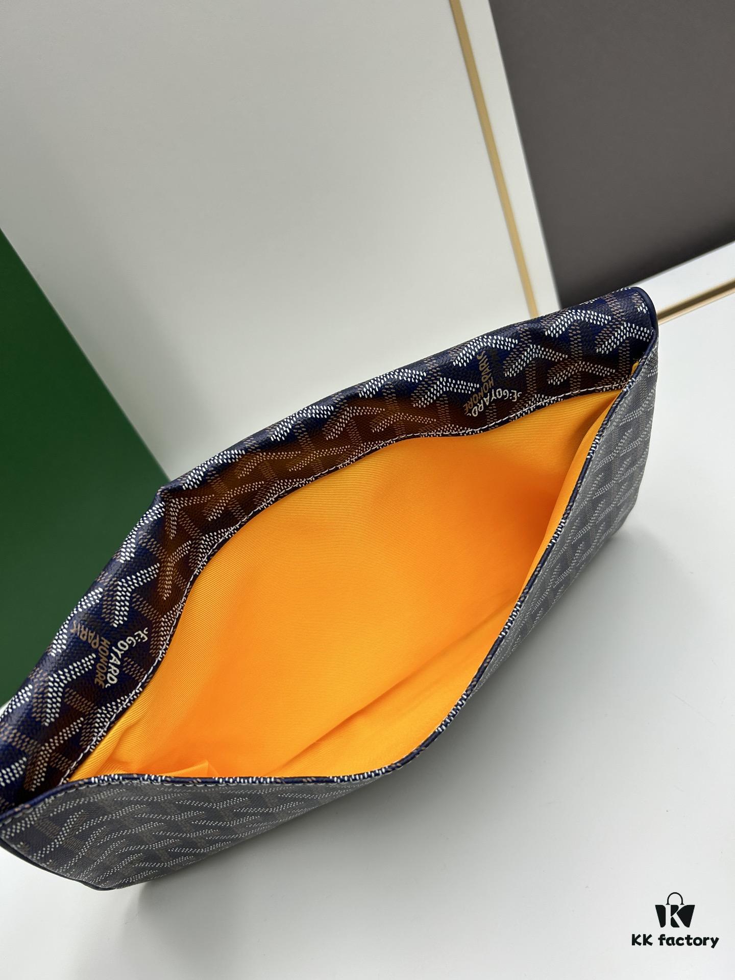 6930c8f26e68136f4d9aff16 SAINTE-MARIE Clutch Bag with Reversible Flap Design, GOYARDine Canvas and Chevron Calfskin