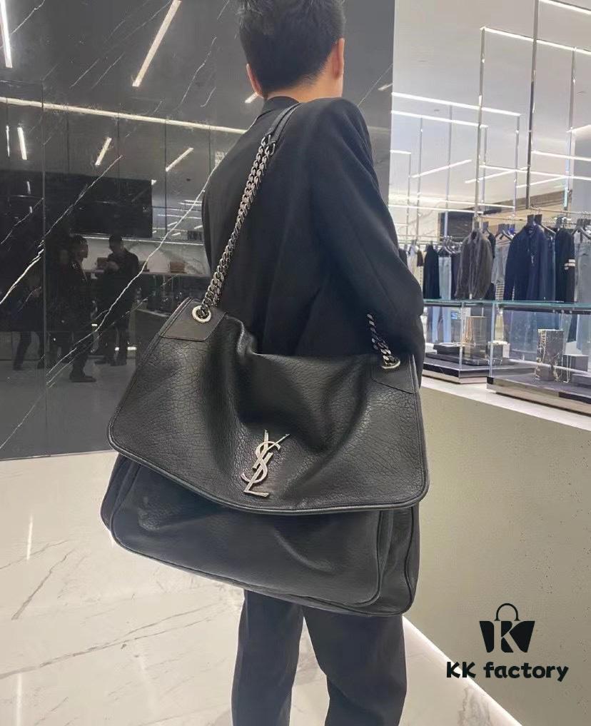 Model Image (Yves Saint Laurent)