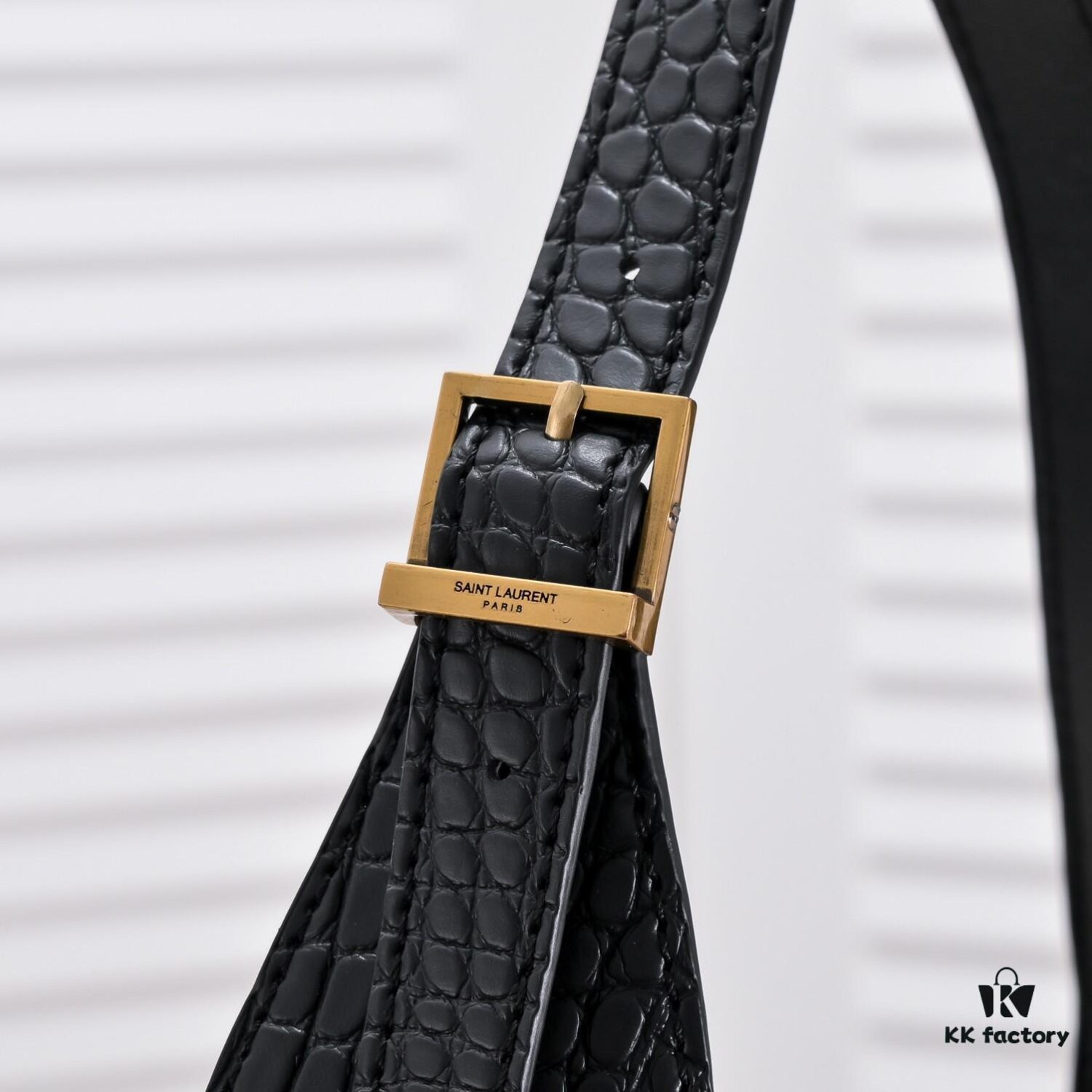 6930c9cc6e68136f4d9b008f Saint Laurent 2023 Spring New Arrival - Hobo Rose Style Shoulder Bag