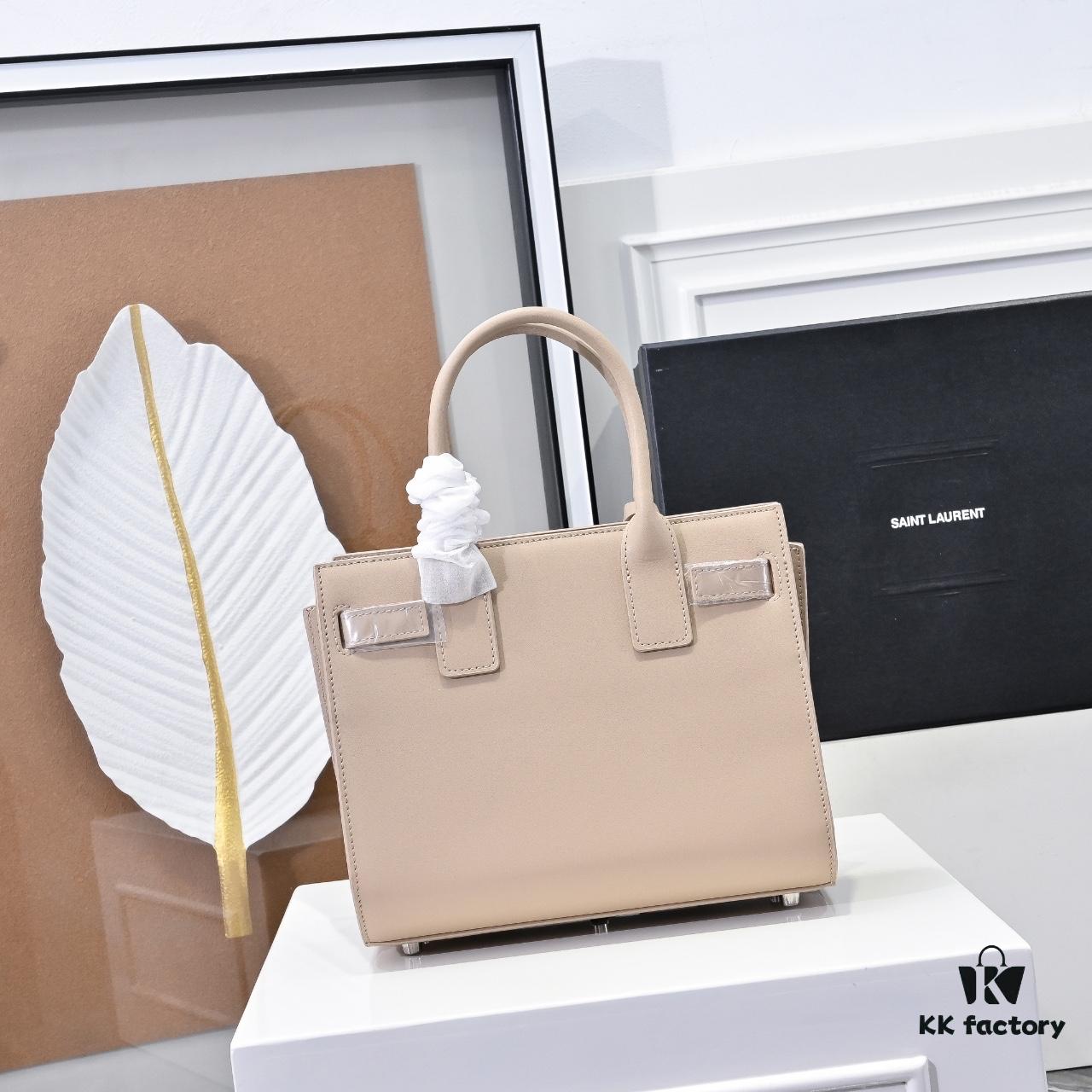6930cb4d6e68136f4d9b0316 New Arrival Plain Weave Rose Same Style Street Snap Bag | YSL's Official Spokesmodel Really Knows Style