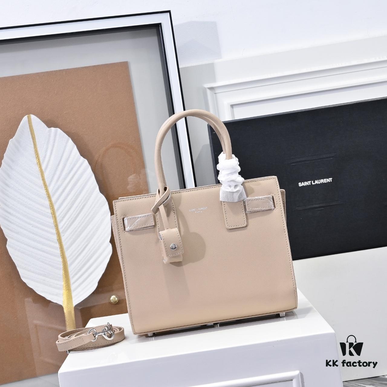 6930cb526e68136f4d9b031c New Arrival Plain Weave Rose Same Style Street Snap Bag | YSL's Official Spokesmodel Really Knows Style