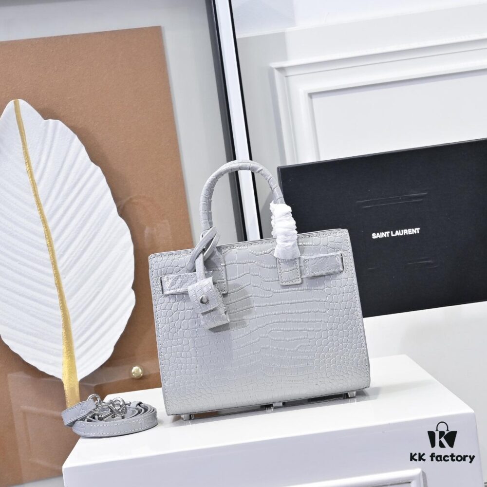 6930cb526e68136f4d9b031e Rose's Street Style Bag | YSL's Muse Wears the Kate Chain Bag