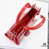 6930cb5a6e68136f4d9b032a Rose's Street Style Bag | YSL's Muse Has Perfect Taste