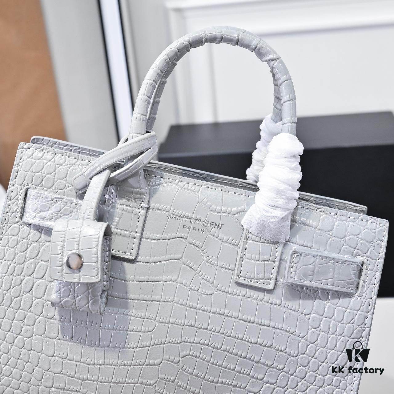 6930cb716e68136f4d9b034e Rose's Street Style Bag | YSL's Muse Wears the Kate Chain Bag