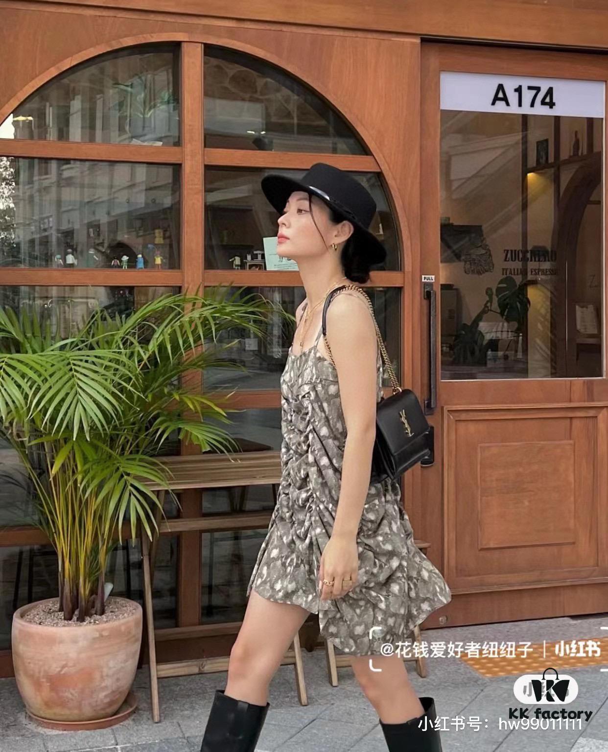 6930cba96e68136f4d9b03a5 New Arrival with Box YSL Sunset Chain Bag, Smooth Fine Grain Calfskin Leather