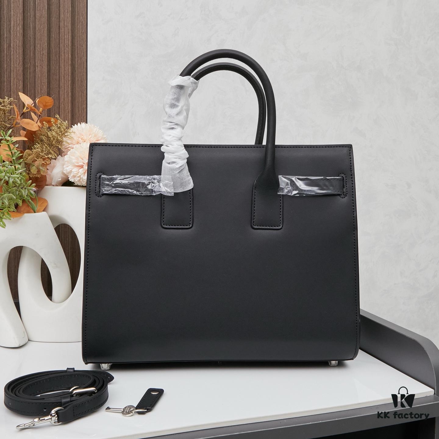 6930cbff6e68136f4d9b042e Large New Plain Weave Street-Style Bag | Same as Rose's YSL-Inspired It Bag