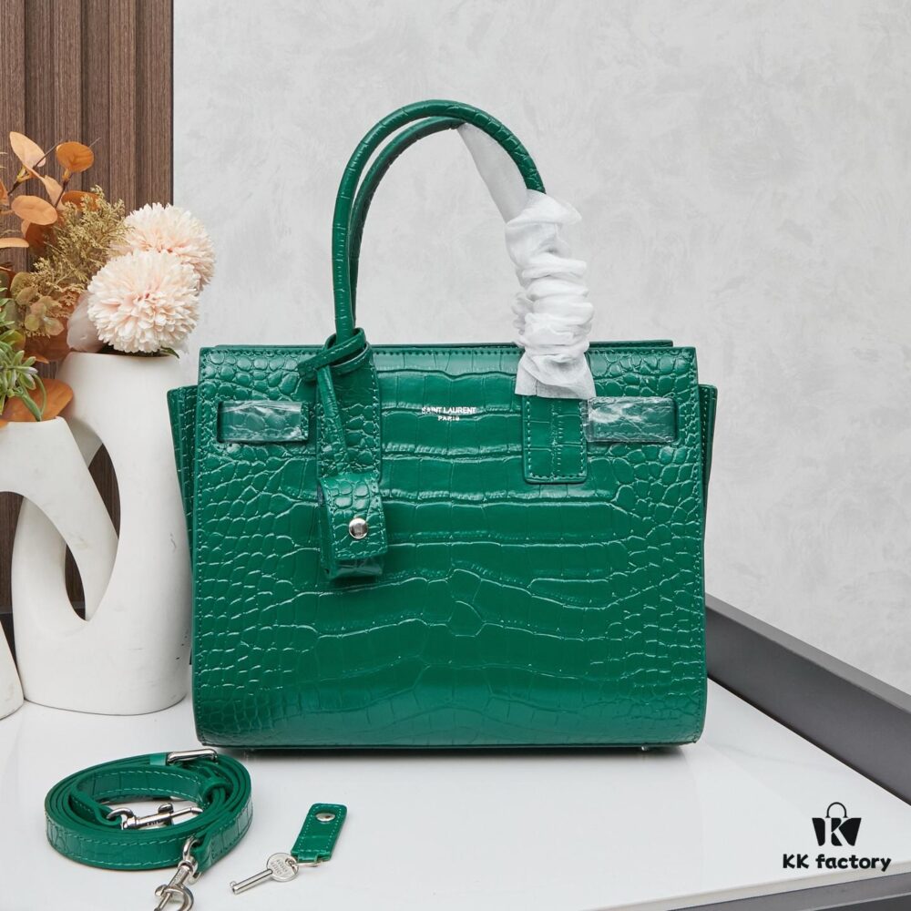 6930cc2a6e68136f4d9b046a New Crocodile-Textured Bag | Rose's Popular Street Style Bag
