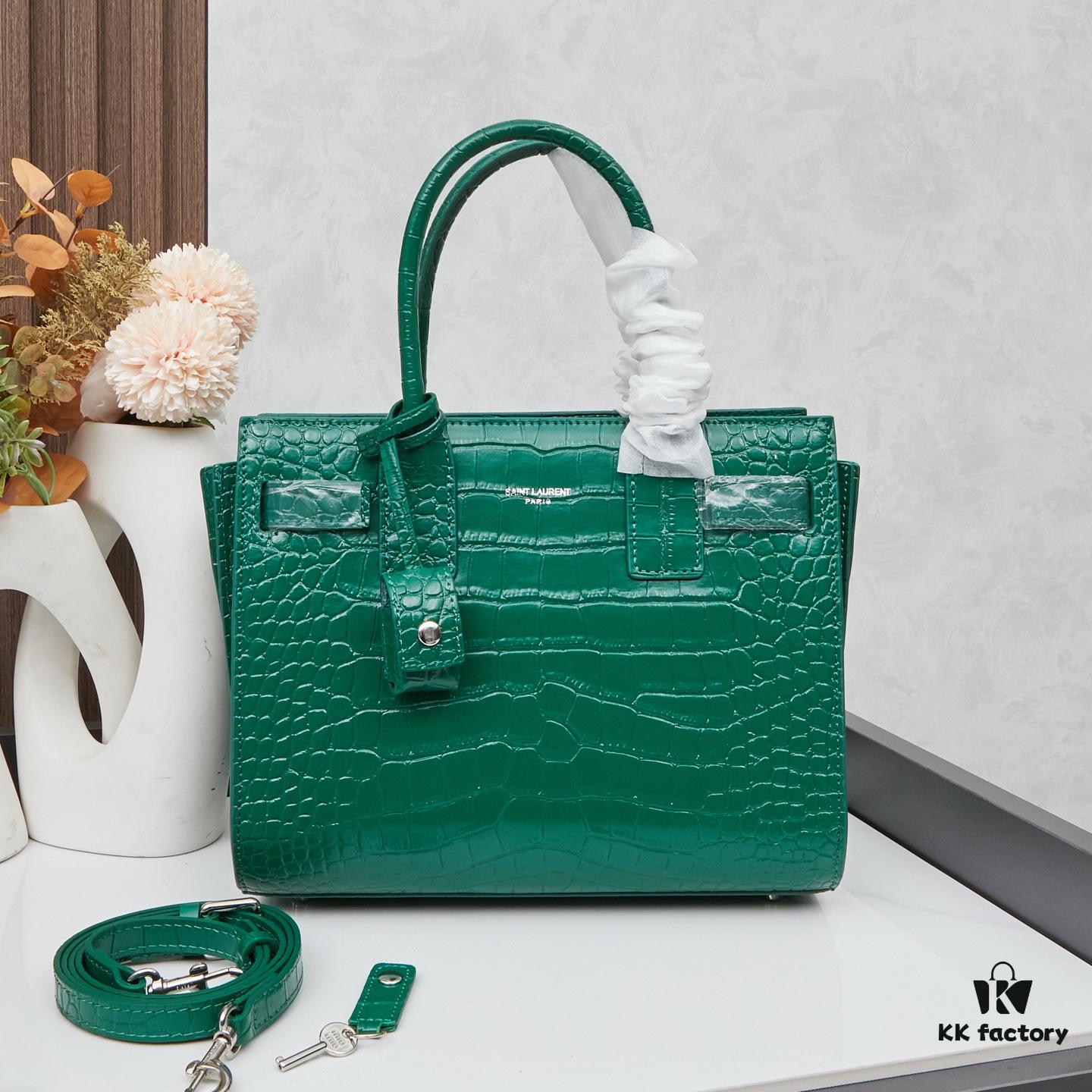 6930cc2a6e68136f4d9b046a New Crocodile-Textured Bag | Rose's Popular Street Style Bag