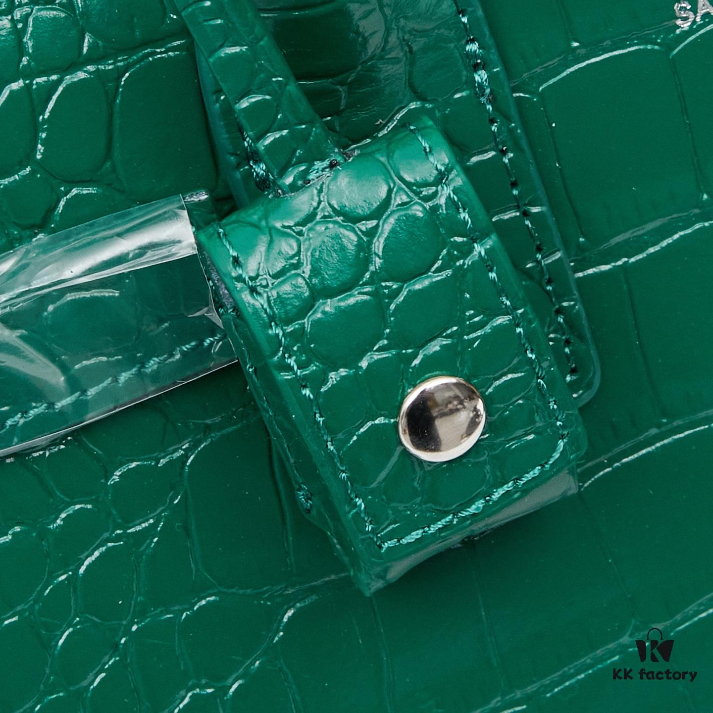 6930cc2c6e68136f4d9b0470 New Crocodile-Textured Bag | Rose's Popular Street Style Bag