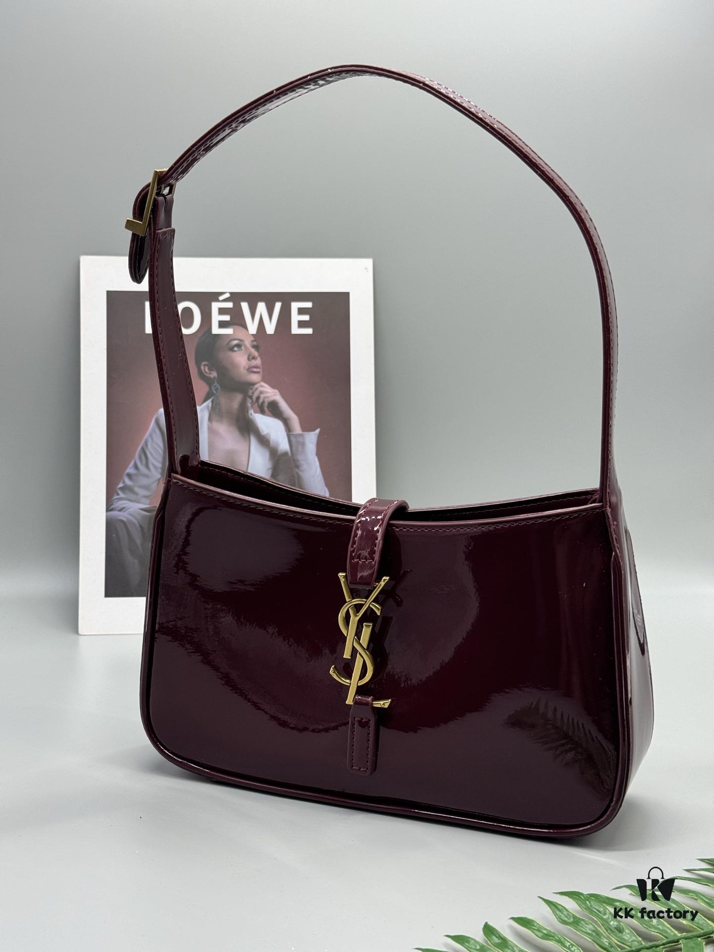 6930cc966e68136f4d9b0528 YSL Patent Leather Crossbody Bag