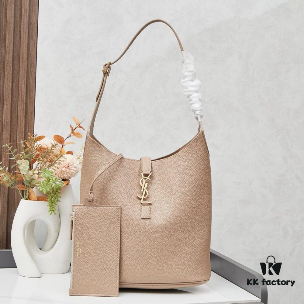 6930ceb46e68136f4d9b08ad New Fashionable Large-Capacity HOBO Bucket Bag – Stylish and Modern with Unique Elegance