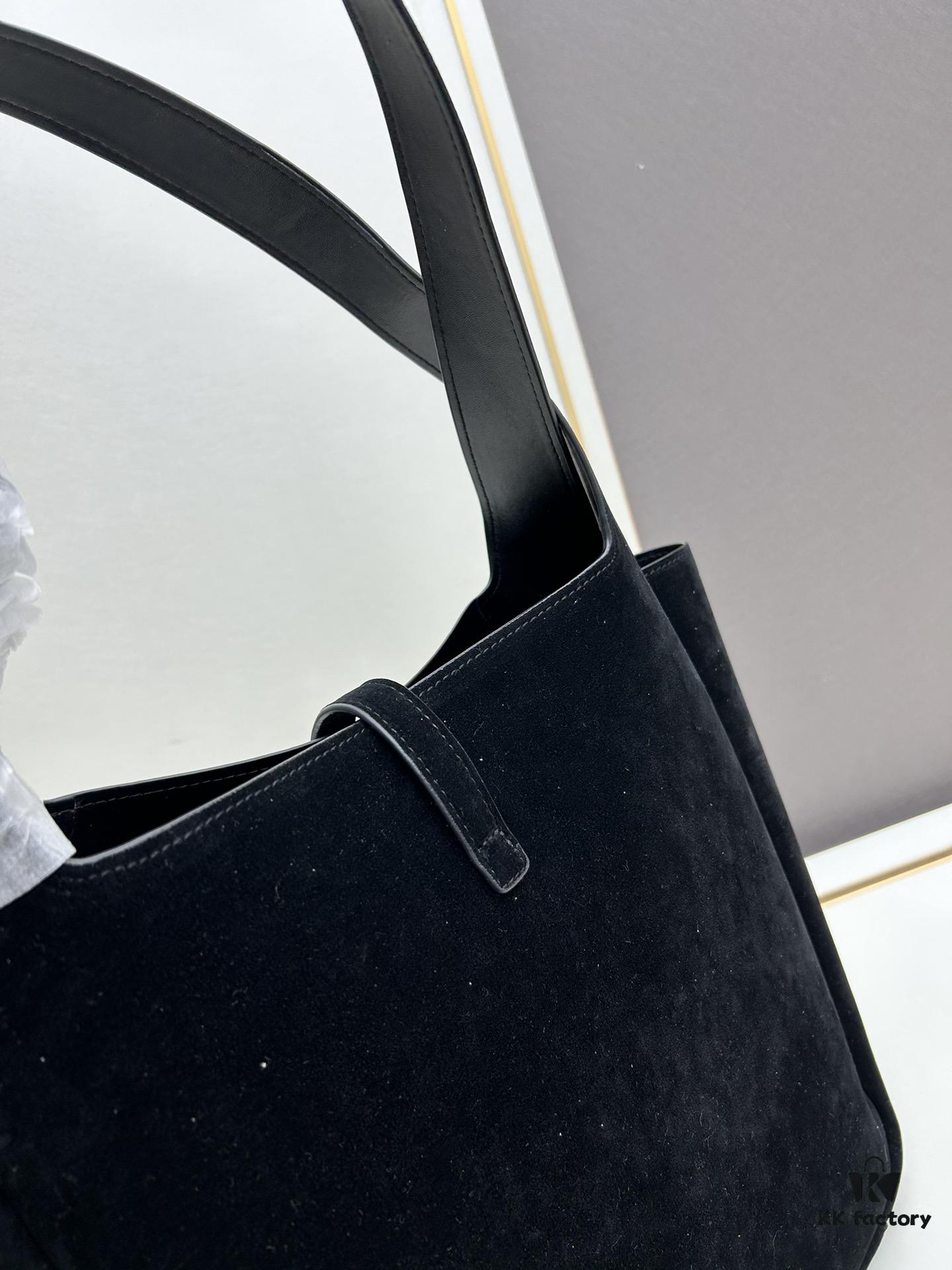 New Arrival with Box 💰 2024 Autumn/Winter Le Bea. Suede Gold Leaf BEA Tote Bag