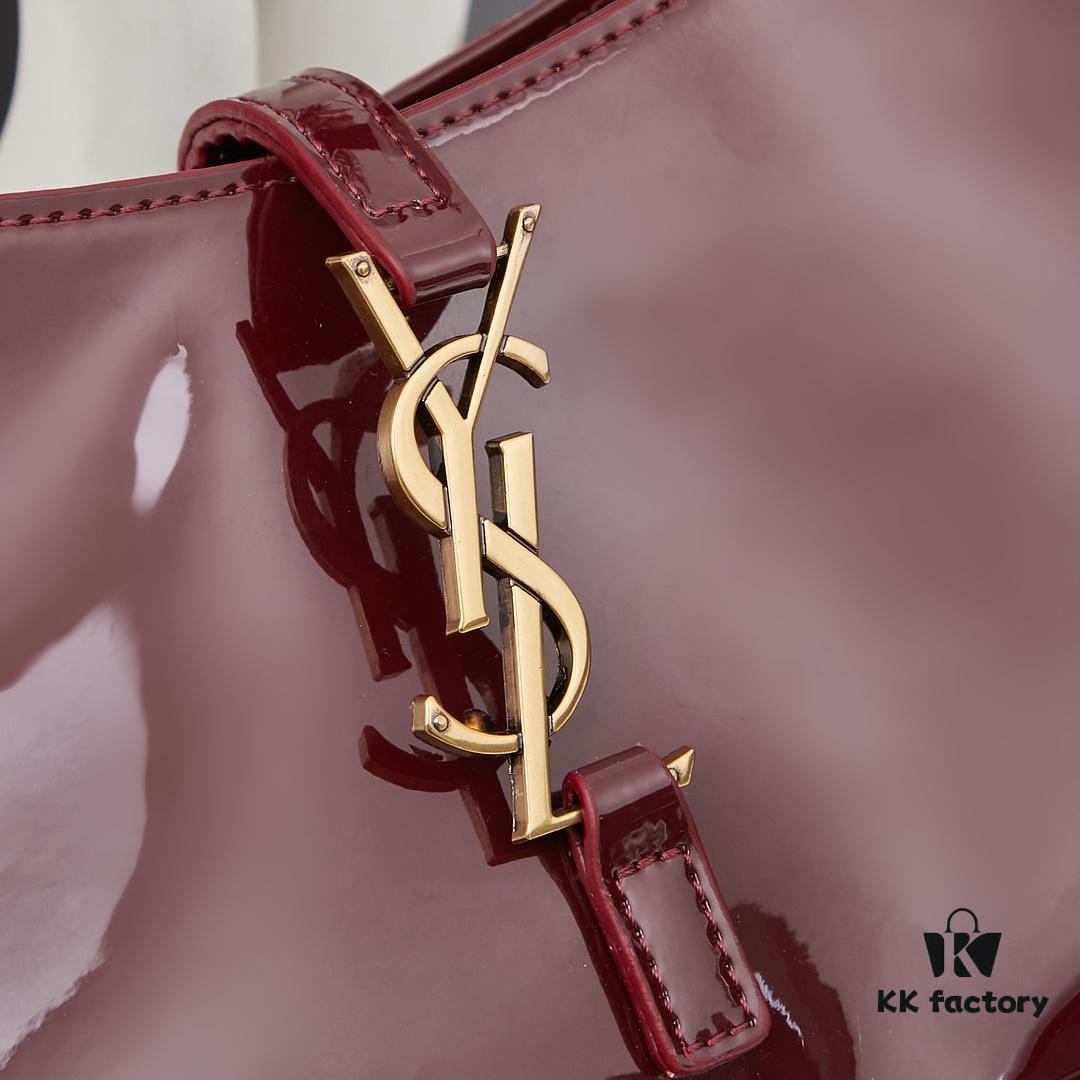 6930cf6d6e68136f4d9b09dd YSL Saint Laurent Hobo Bag in Patent Leather with Box