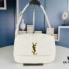 6930cf876e68136f4d9b0a09 New Arrival with Box 💰 From Rosé's Back View, See How Beautiful the YSL Trapezoid Shoulder Bag Is! ||| Gold Logo + Diamond Quilted Trapezoidal Silhouette