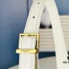 6930cf8a6e68136f4d9b0a10 New Arrival with Box 💰 From Rosé's Back View, See How Beautiful the YSL Trapezoid Shoulder Bag Is! ||| Gold Logo + Diamond Quilted Trapezoidal Silhouette