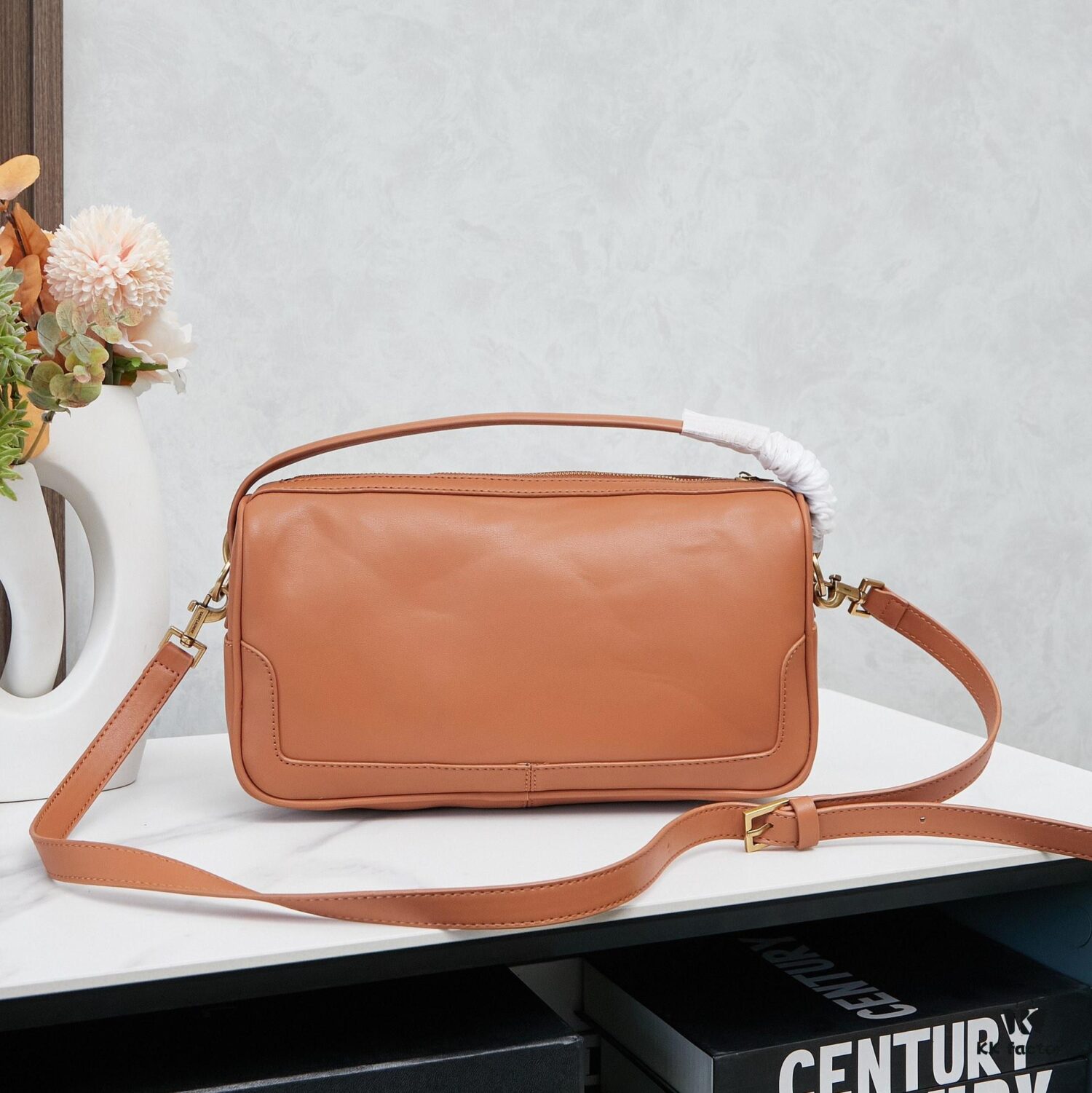 6930cfaf6e68136f4d9b0a48 New Arrival with Box 💰 Camera Supple Bag | Bento Bag