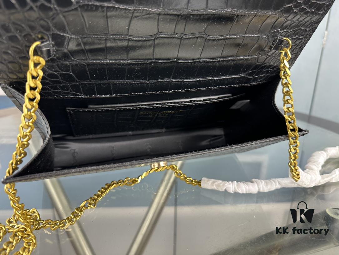 6930cfd36e68136f4d9b0a7e New Arrival with Box 💰 YSL Saint Laurent Mini Envelope Bag