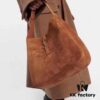 6930d0256e68136f4d9b0b03 Large-sized New Arrival with Box – This Matte Brown-Gold Oversized Bag Exudes Autumn-Winter Charm and Is Simply Irresistible!