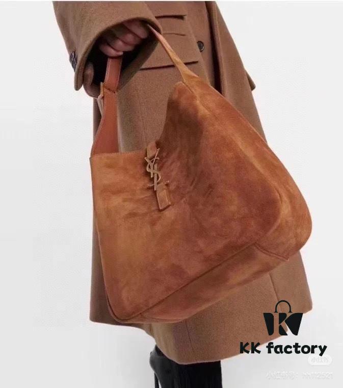 6930d0256e68136f4d9b0b03 Large-sized New Arrival with Box – This Matte Brown-Gold Oversized Bag Exudes Autumn-Winter Charm and Is Simply Irresistible!