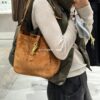 6930d0286e68136f4d9b0b07 Large-sized New Arrival with Box – This Matte Brown-Gold Oversized Bag Exudes Autumn-Winter Charm and Is Simply Irresistible!