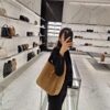 6930d02b6e68136f4d9b0b0c Large-sized New Arrival with Box – This Matte Brown-Gold Oversized Bag Exudes Autumn-Winter Charm and Is Simply Irresistible!