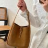 6930d02c6e68136f4d9b0b0d Large-sized New Arrival with Box – This Matte Brown-Gold Oversized Bag Exudes Autumn-Winter Charm and Is Simply Irresistible!