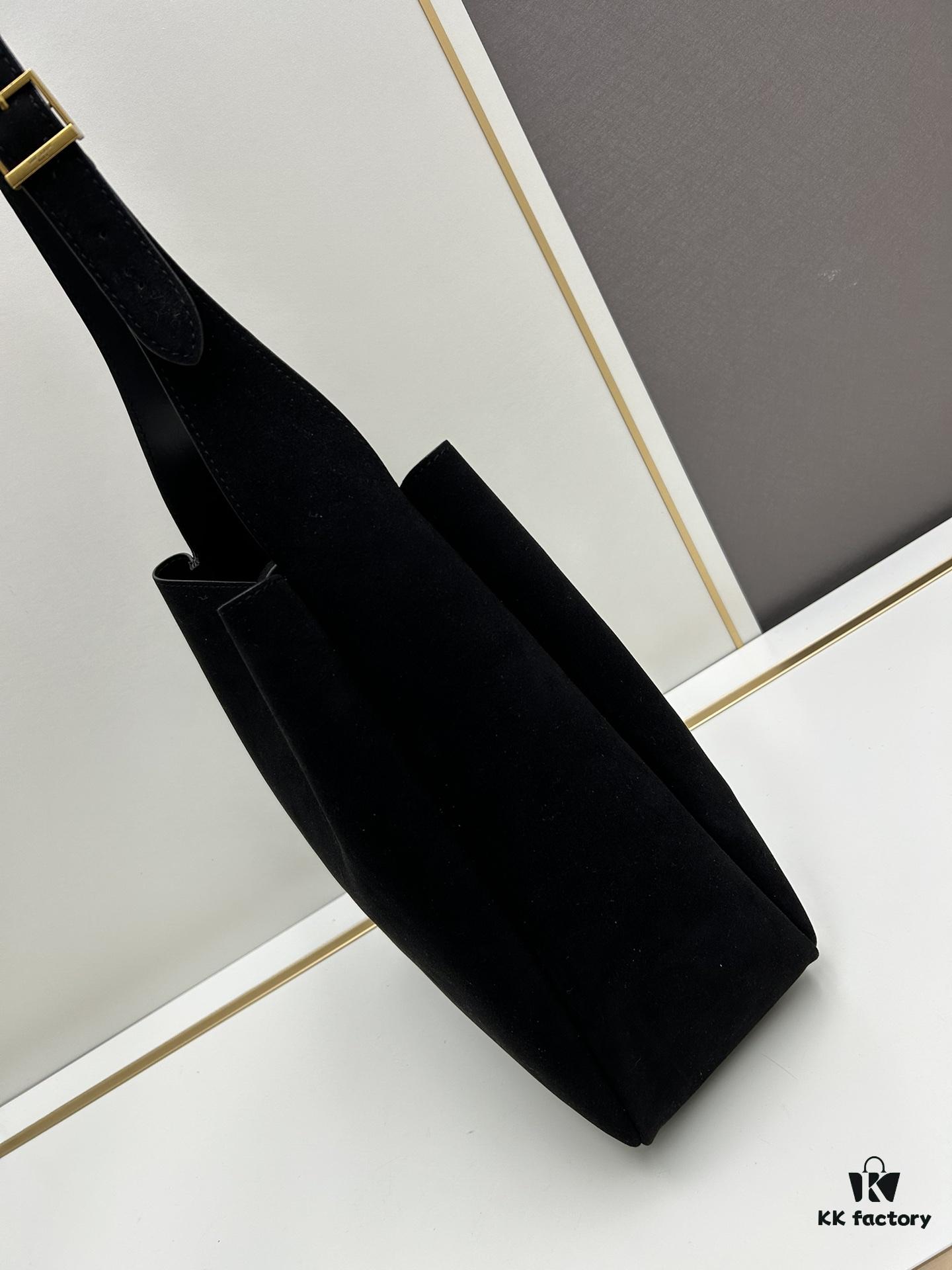 6930d0306e68136f4d9b0b13 Large-sized New Arrival with Box – This Beautiful Matte Brown-Gold Oversized Bag Exudes Autumn-Winter Charm and Is Simply Irresistible!