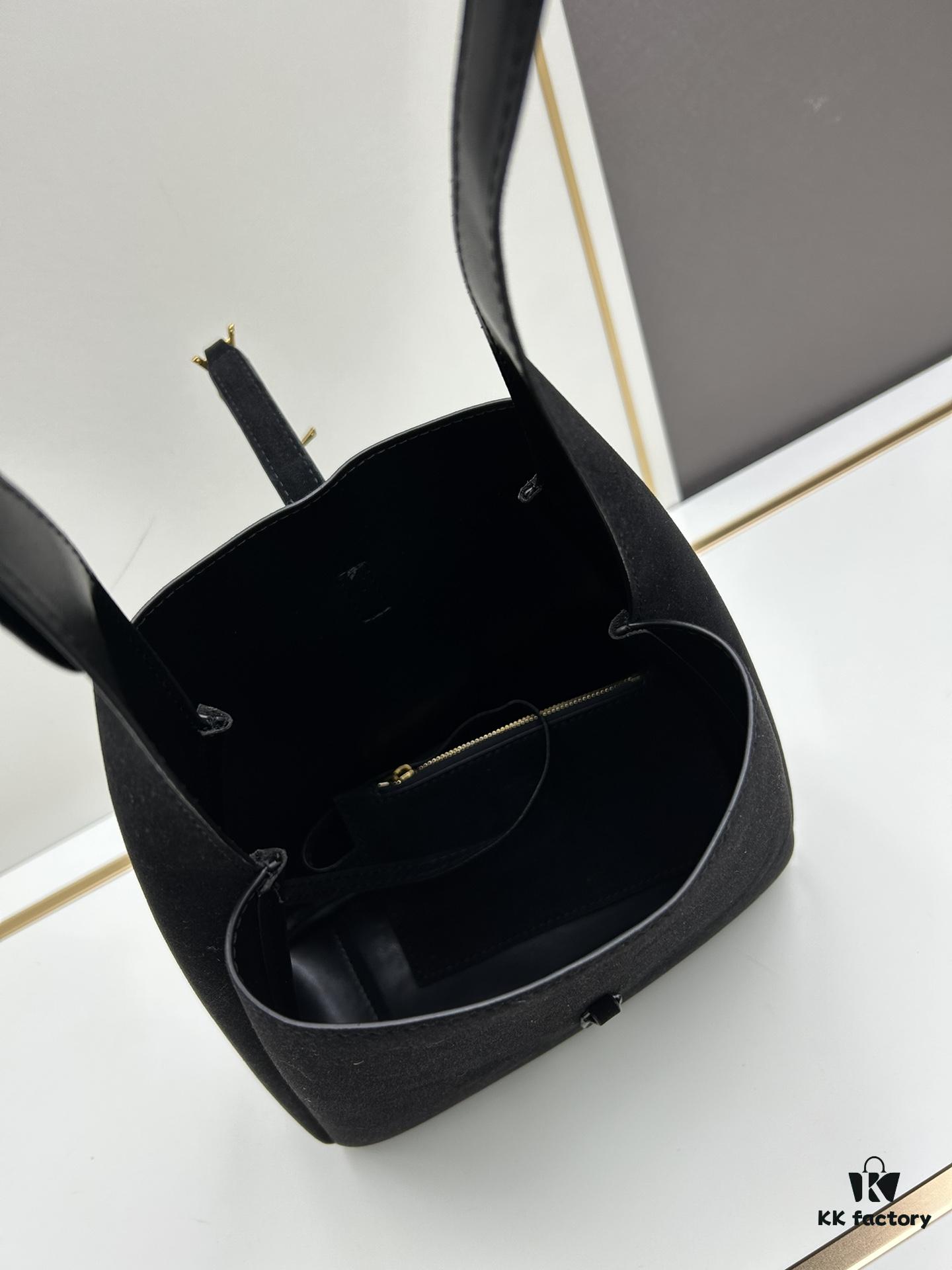 6930d0416e68136f4d9b0b28 Small-sized New Arrival with Box – Exquisitely Beautiful Brown Gold Matte Shoulder Bag Perfect for Autumn and Winter