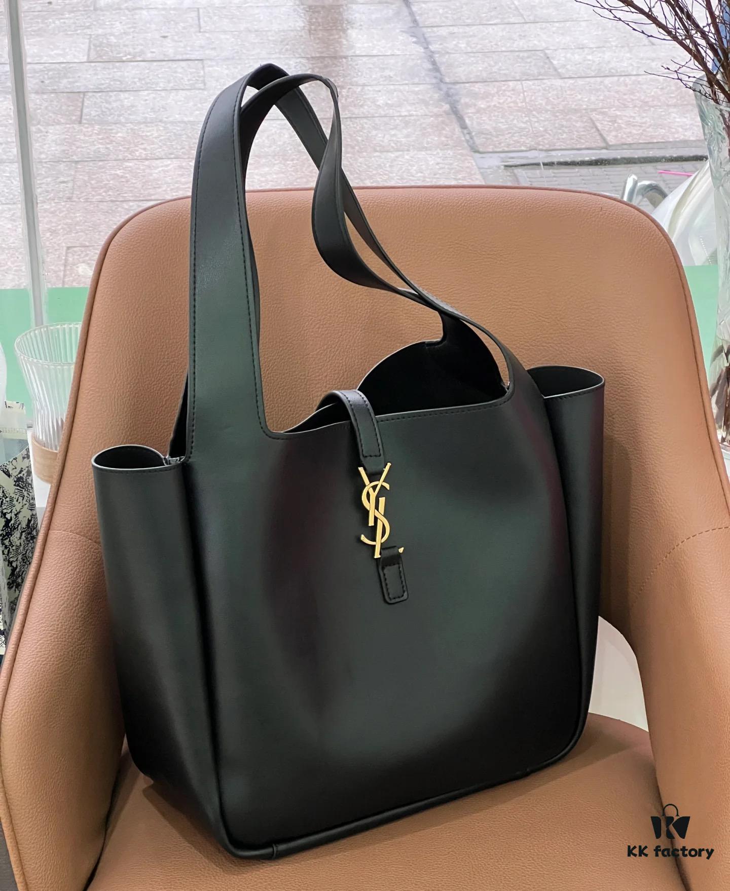 6930d0616e68136f4d9b0b52 Saint Laurent YSL Hobo Shoulder Bag