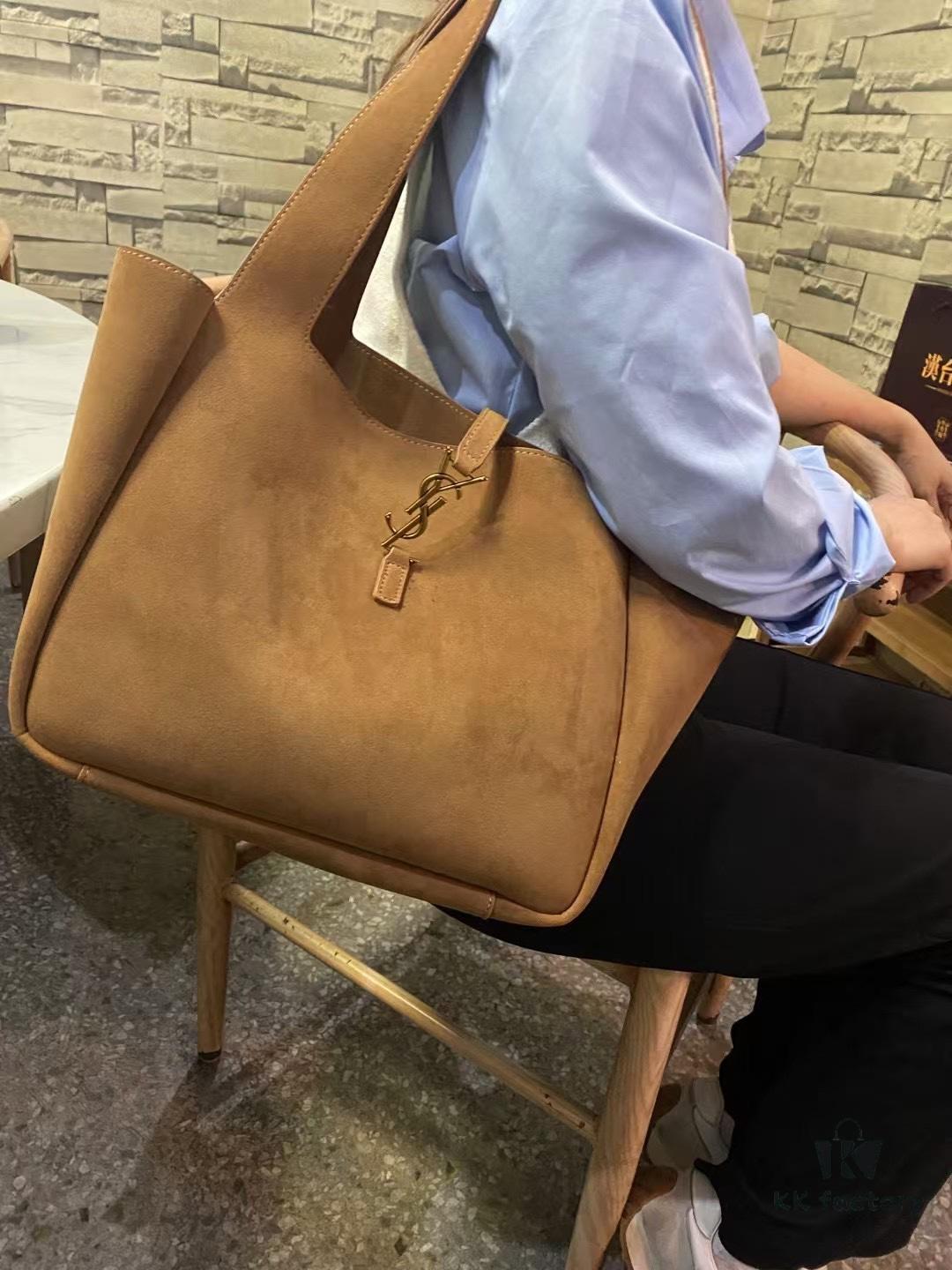 6930d06a6e68136f4d9b0b62 Saint Laurent YSL Hobo Shoulder Bag