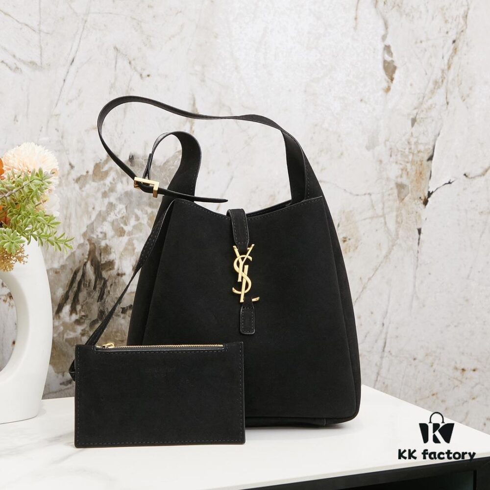 6930d0916e68136f4d9b0b99 Small-sized New Arrival with Box – Exquisitely Beautiful Brown and Gold Matte Large Bag Perfect for Autumn and Winter