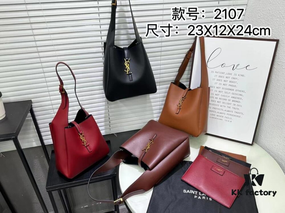 6930d0e56e68136f4d9b0c1a YSL New Underarm Bag Model 2107 Size 23*12*24cm
