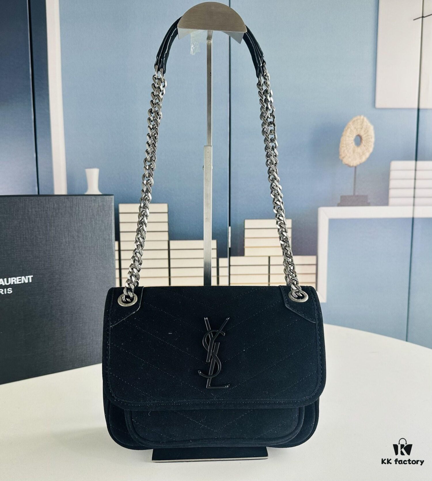 6930d0fd6e68136f4d9b0c47 New Large Size with Box 💰YSL ||| Saint Laurent Suede Niki Messenger Bag