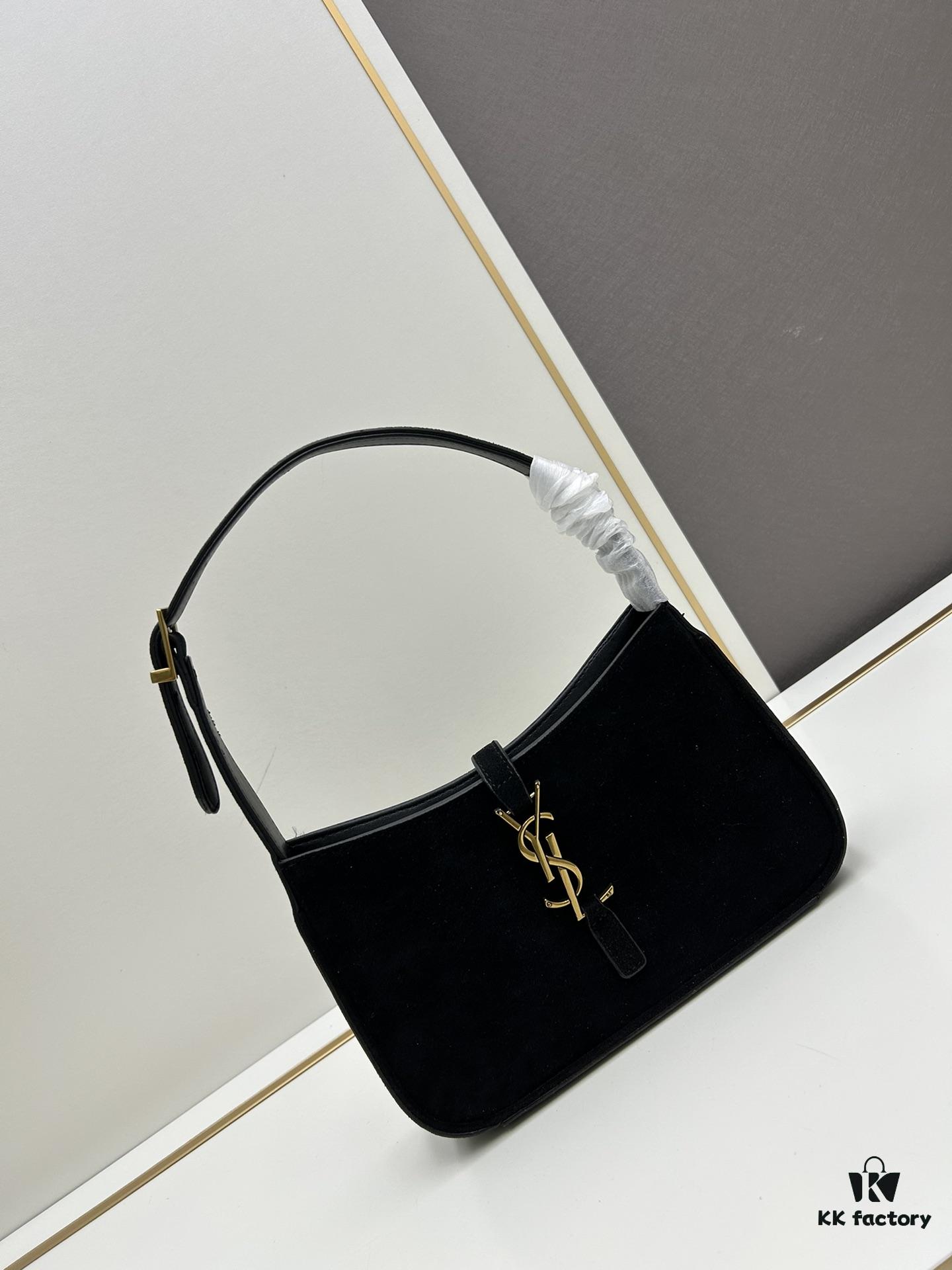 New Arrival with Box 💰 No Wonder It's YSL, Once Worn, Never Want to Take It Off