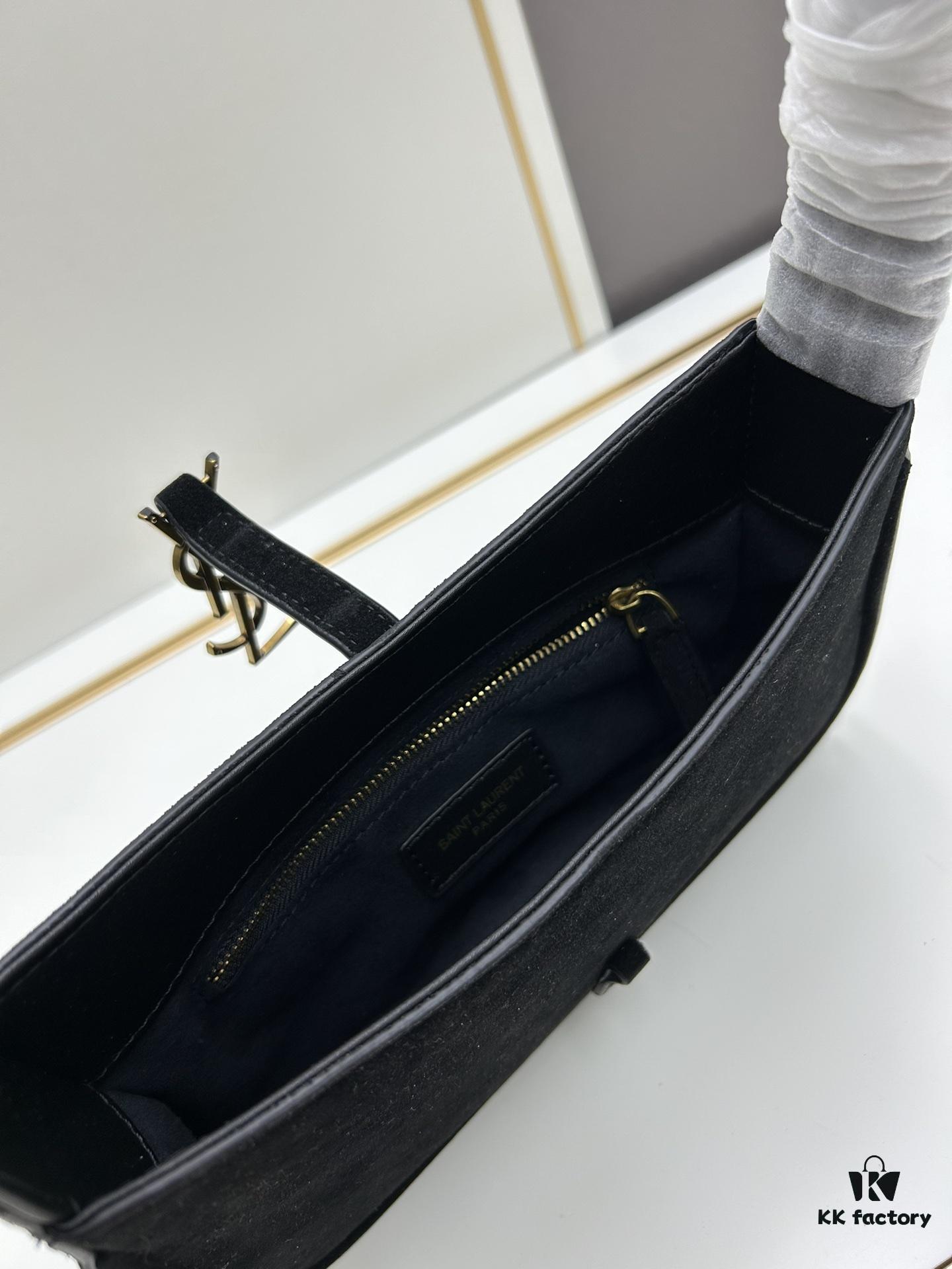 New Arrival with Box 💰 No Wonder It's YSL, Once Worn, Never Want to Take It Off