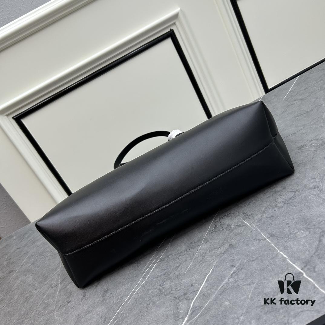 6930d2266e68136f4d9b0e06 New Arrival YSL | Shopping Bag ||| One of Saint Laurent's Most Classic Handbags