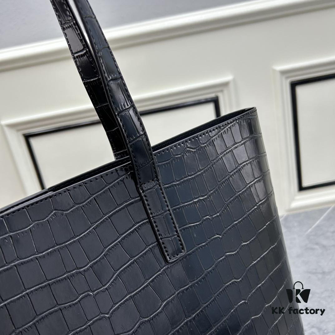 6930d22e6e68136f4d9b0e0f New Arrival YSL | Shopping Bag