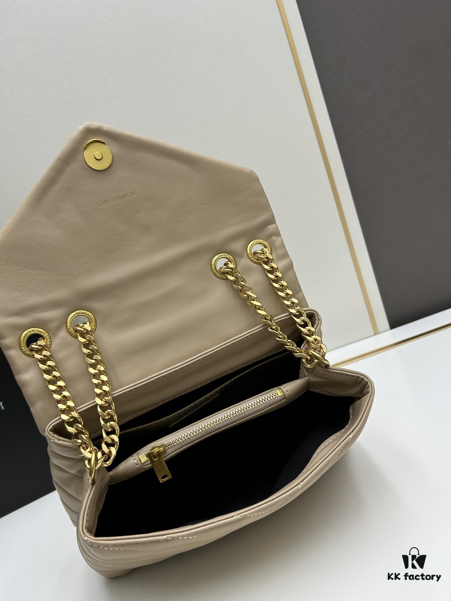 6930d39b6e68136f4d9b105c New Medium Size YSL Classic Loulou, Stunning Look