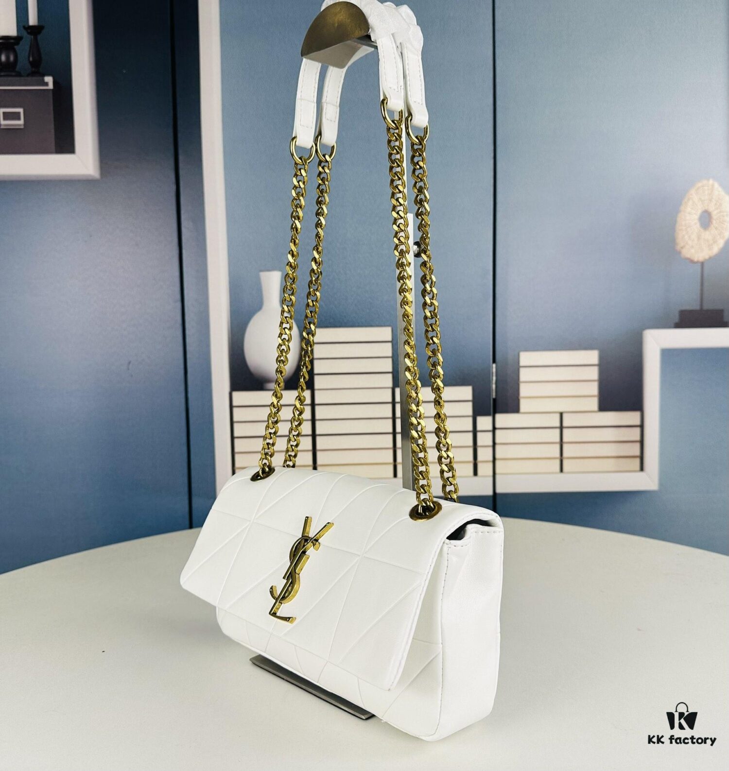 6930d42e6e68136f4d9b1114 New Arrival YSL Saint Laurent JAMIE Medium 25cm Suede and Leather Hybrid Tote