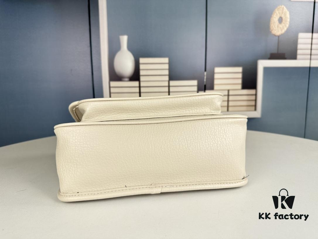 6930d60a6e68136f4d9b13d3 New Arrival NIKI BABY Full-Grain Lamb Leather Handbag ||| YSL Niki 21cm 28cm Distressed Lamb Leather Black Silver Mini