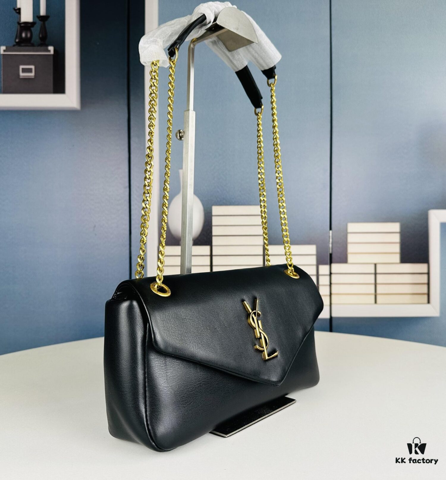6930d60f6e68136f4d9b13db New Arrival Saint Laurent 2024 Spring/Summer Collection Calypso Bag