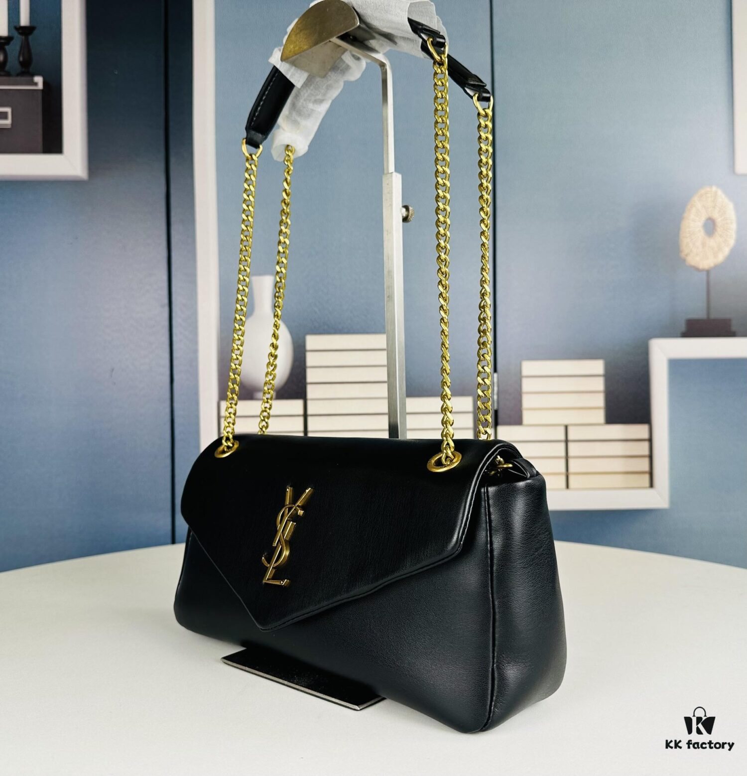 6930d60f6e68136f4d9b13dc New Arrival Saint Laurent 2024 Spring/Summer Collection Calypso Bag