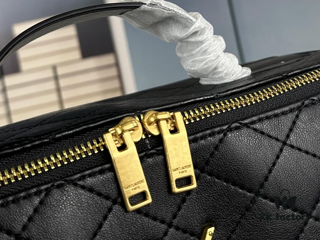 6930d6996e68136f4d9b14b5 New Arrival Box Set: A Large Capacity Makeup Bag, Super Practical and Adorable — YSL's Latest Comeback
