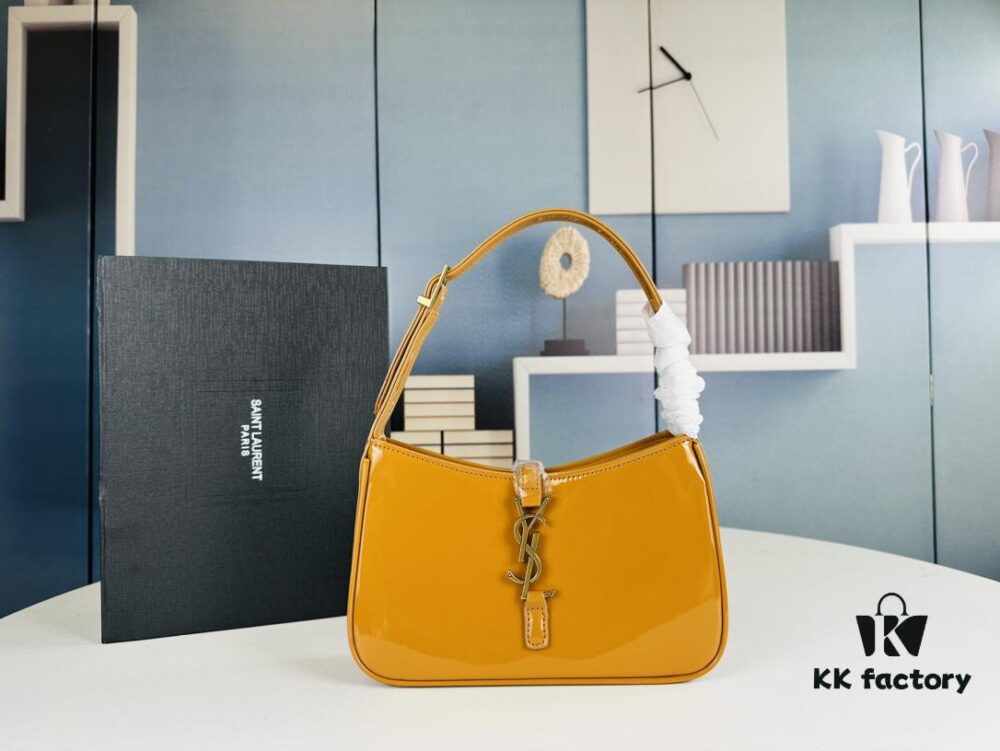 6930d69c6e68136f4d9b14ba YSL Saint Laurent Hobo Bag in Patent Leather with Box