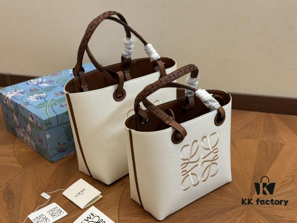 6930d6e16e68136f4d9b152d Loewe Canvas Shopping Bag 🛍️