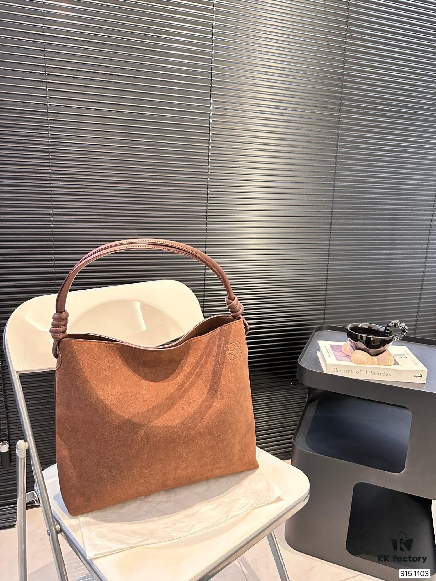6930d7226e68136f4d9b1595 Loewe Tote Bag in Suede